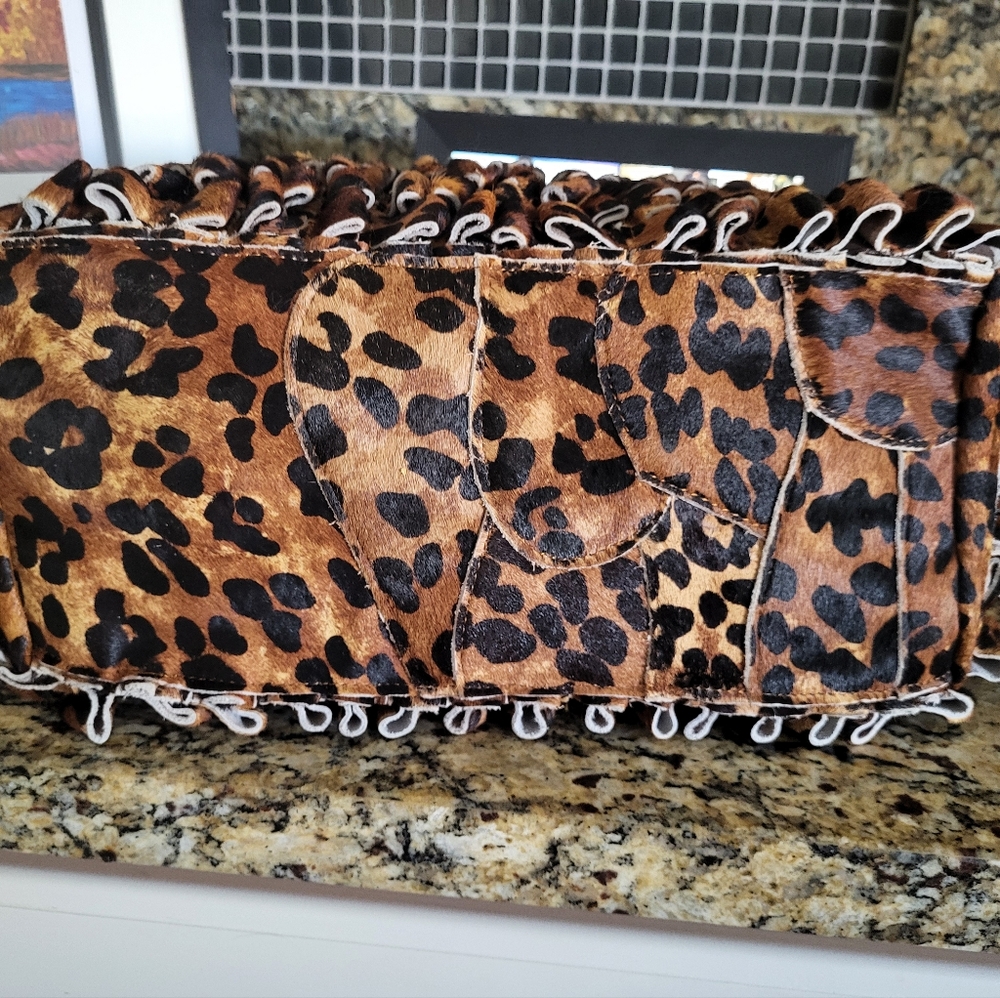 Roberto Della Croce Leopard Print Women's Handbag/Shoulder/Crossbody - Picture 5 of 8
